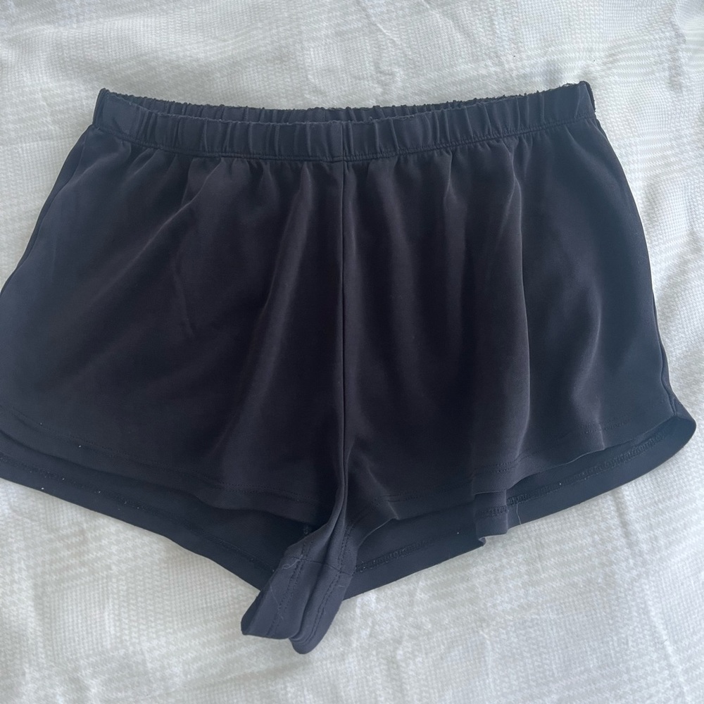 Garage black shorts
